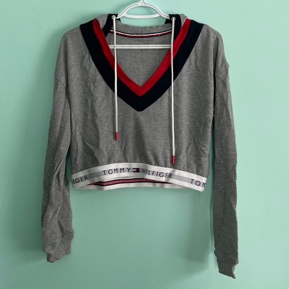 Tommy Hilfiger Sweaters - Bundle 4 for $20 Tommy Hilfiger Cropped Grey Sweater